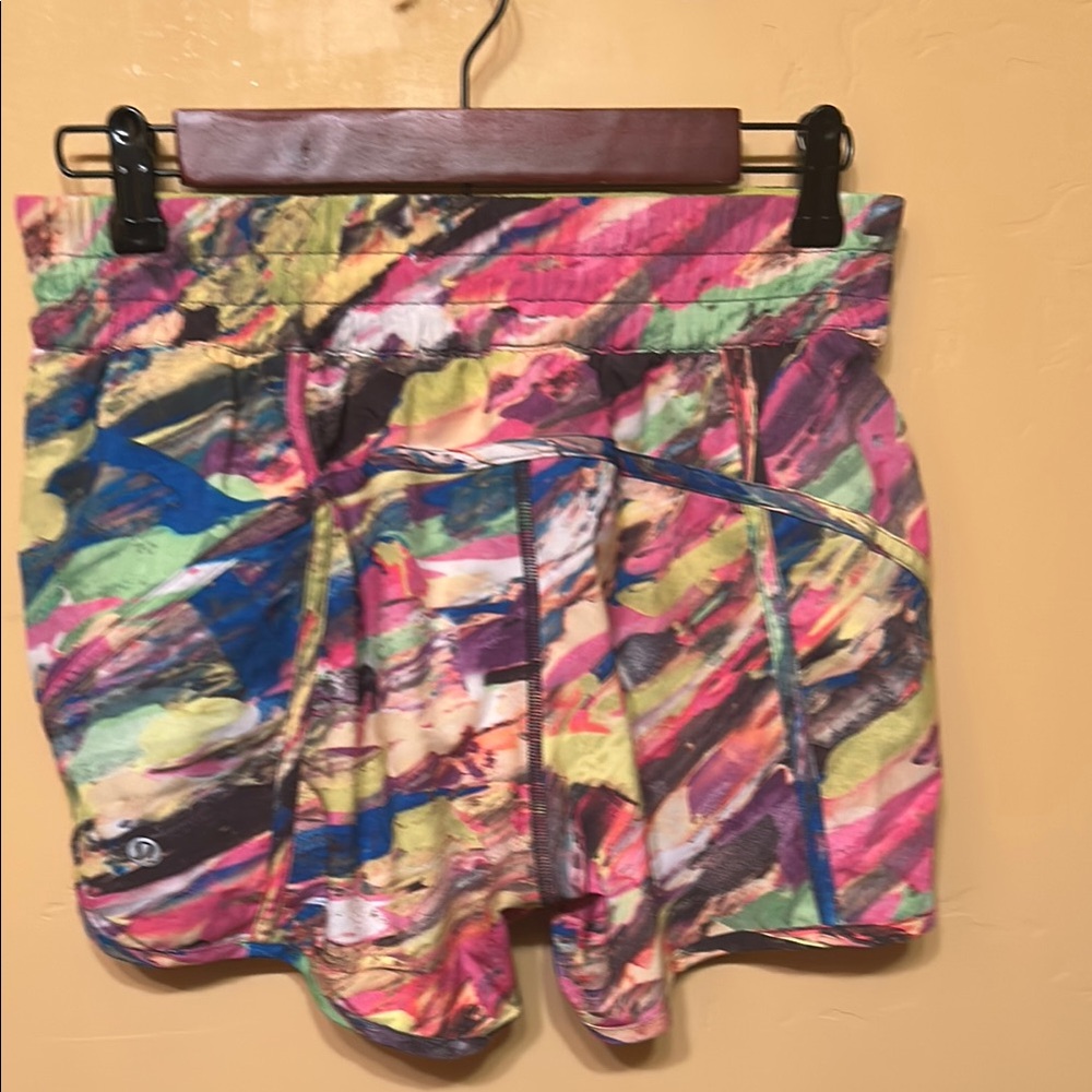 Colorful Women's Lululemon shorts size 8